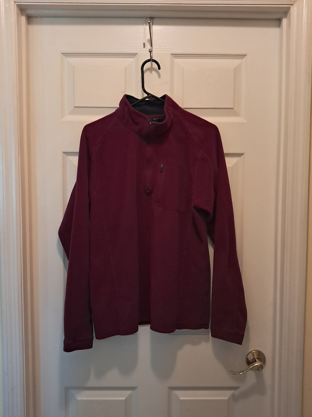 L.L. Bean Men's Size Large Burgandy Quarter-Zip Fleece Pullover
